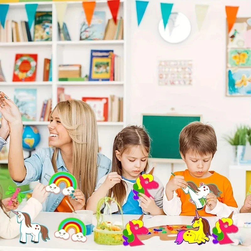 Set di 24 pezzi di alta qualit - Art Craft Unicorn recensione e prezzo